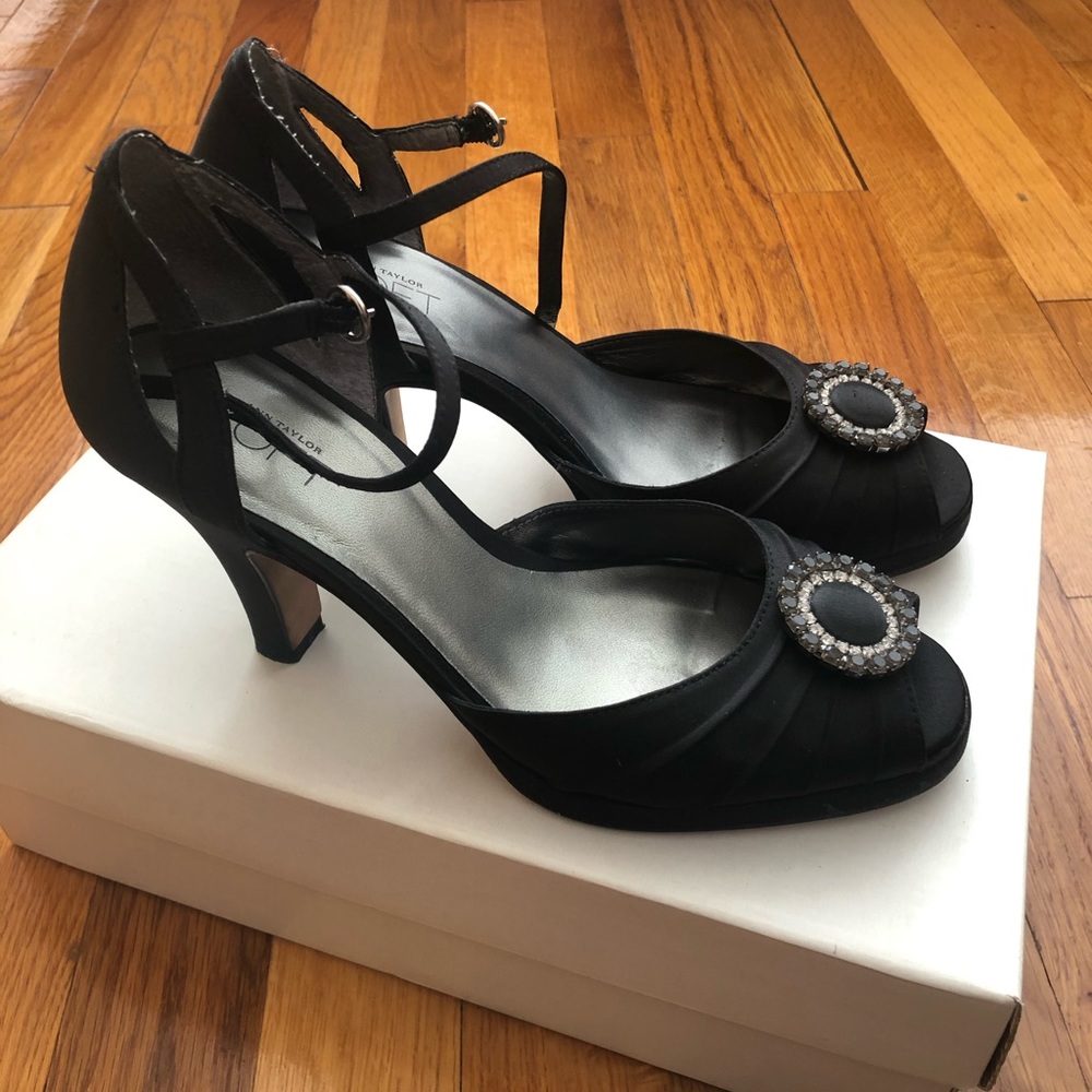 Black Loft Peep Toe Dress Sandals